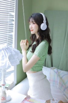 年轻的妈妈免费在线观看